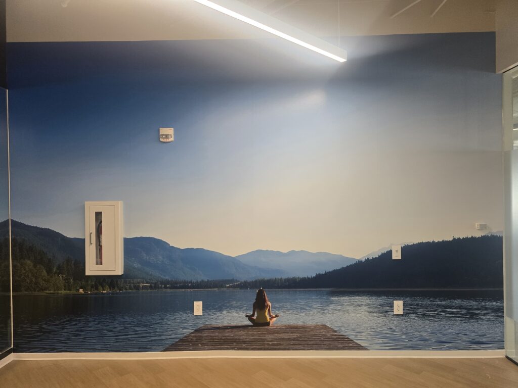 4-Large format printing, decals, banners, window graphics, print shop Port St. Lucie